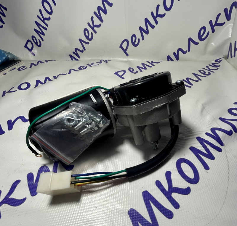 351.5205200 АЕ Электродвигатель стеклоочистителя КАМАЗ, Г-3309  24В с редуктором,12.675 /АЕ/[4]